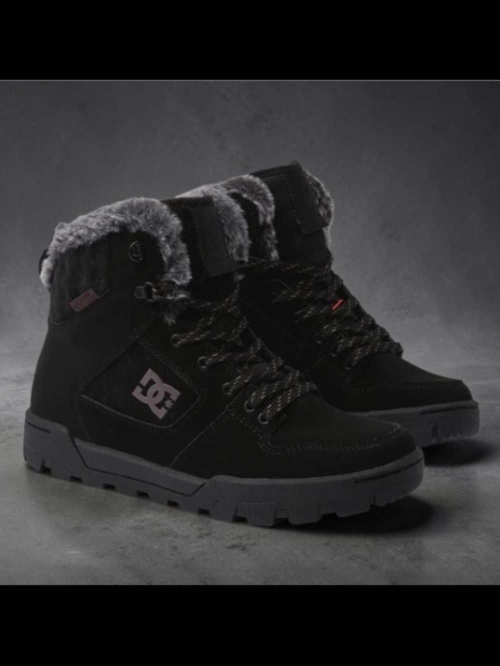DC Manteca 4 Women’s Black Fur-Lined Winter Boot